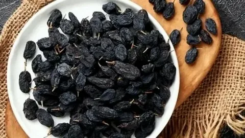 تصویر 1 از قیمت و خرید کشمش سیاه دانه دار + فروش ارزان